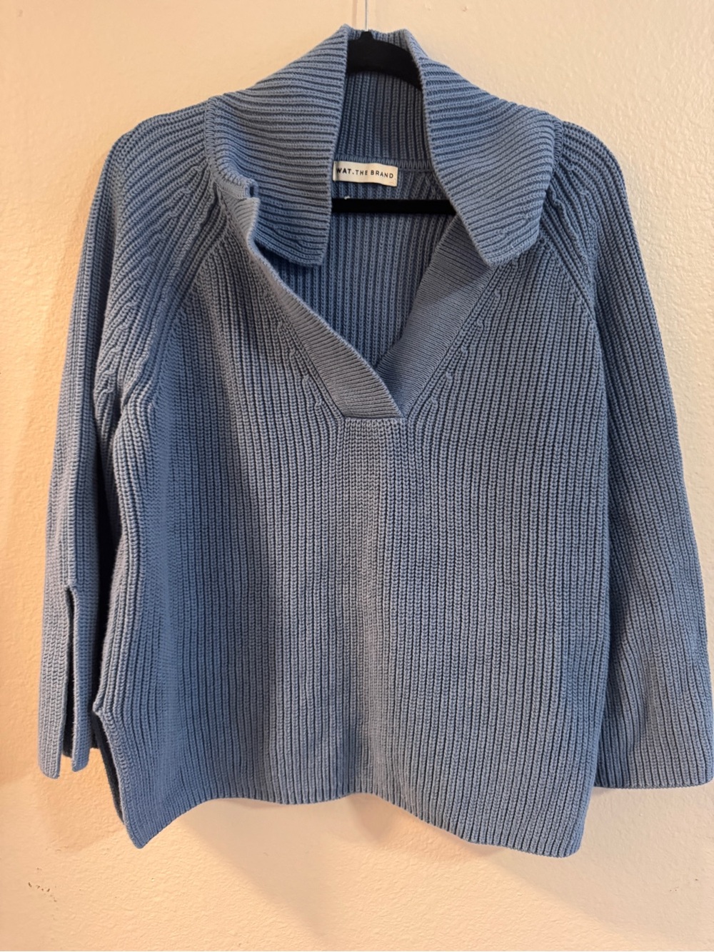 Relaxed Ribbed V-Neck Sweater in Light Blue, Size Small